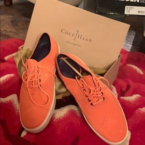 Nice Cole Hahn dressy sneakers for men